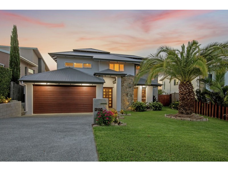 27 VILLAGE HIGH CRES, Coomera Waters QLD 4209