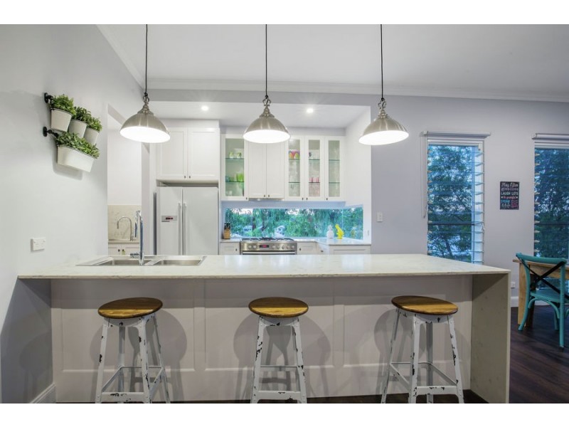 27 VILLAGE HIGH CRES, Coomera Waters QLD 4209