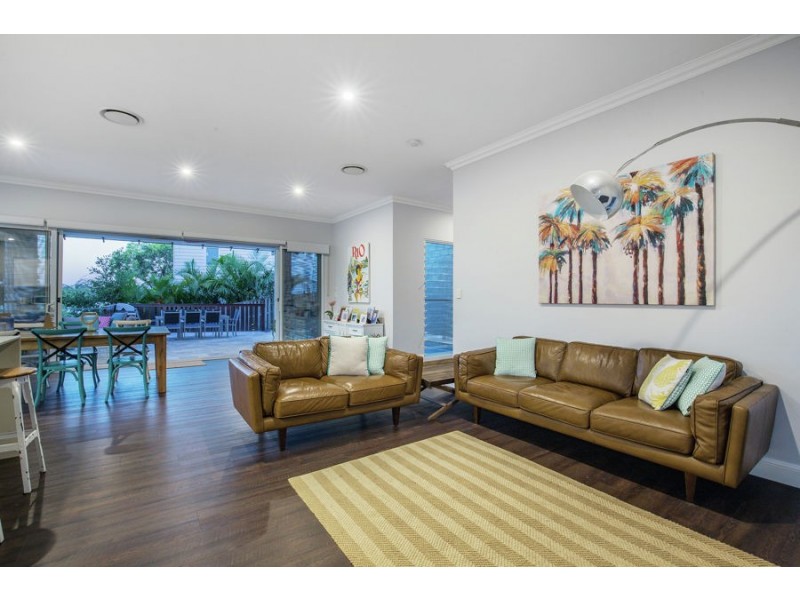 27 VILLAGE HIGH CRES, Coomera Waters QLD 4209