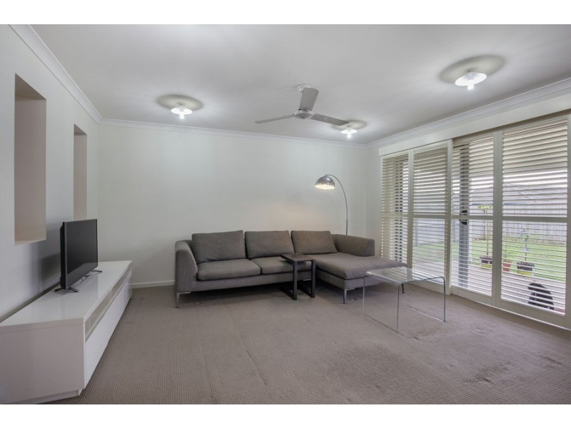 11 ARCADIA BOULEVARD, Pimpama QLD 4209