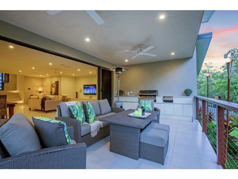 9 Katinka Circuit, Coomera Waters QLD 4209