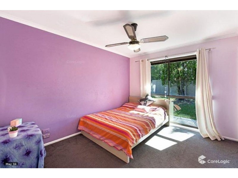 4 LUNAR CRT, Benowa QLD 4217