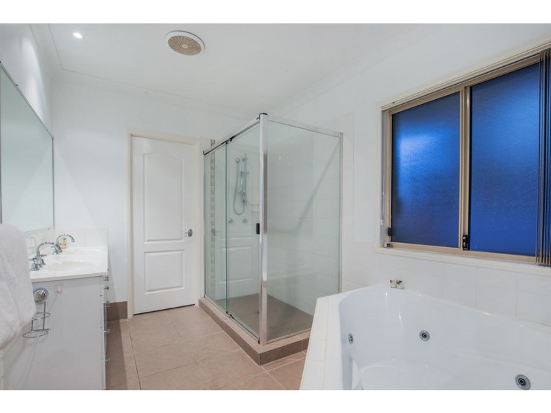 42 Boambillee Drive, Coomera Waters QLD 4209