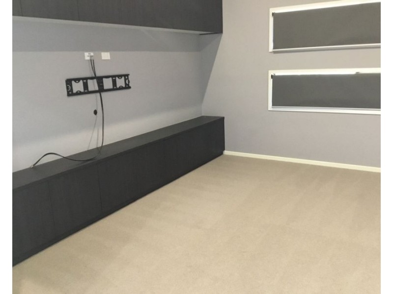 25 Impeccable Cct, Coomera Waters QLD 4209