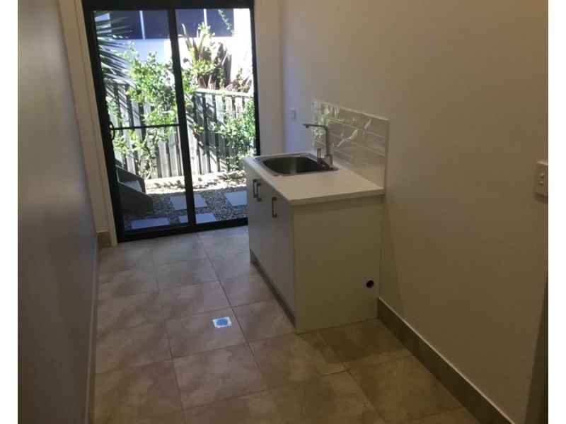 25 Impeccable Cct, Coomera Waters QLD 4209