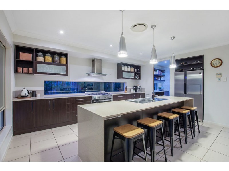 16 Jasner Lane, Coomera Waters QLD 4209