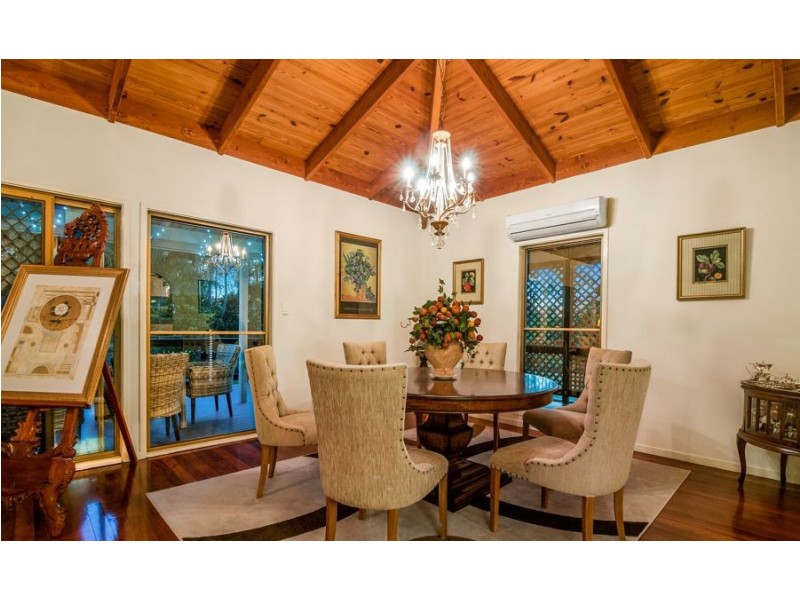 9 Loffs Road, Loganholme QLD 4129