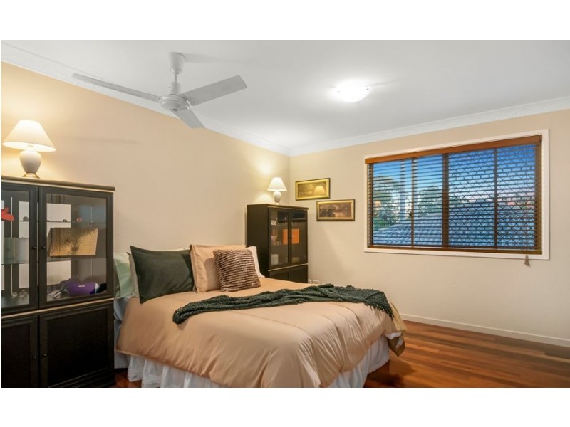 9 Loffs Road, Loganholme QLD 4129