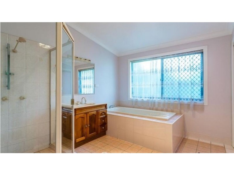 37 Waddiwong Rd, Coomera QLD 4209