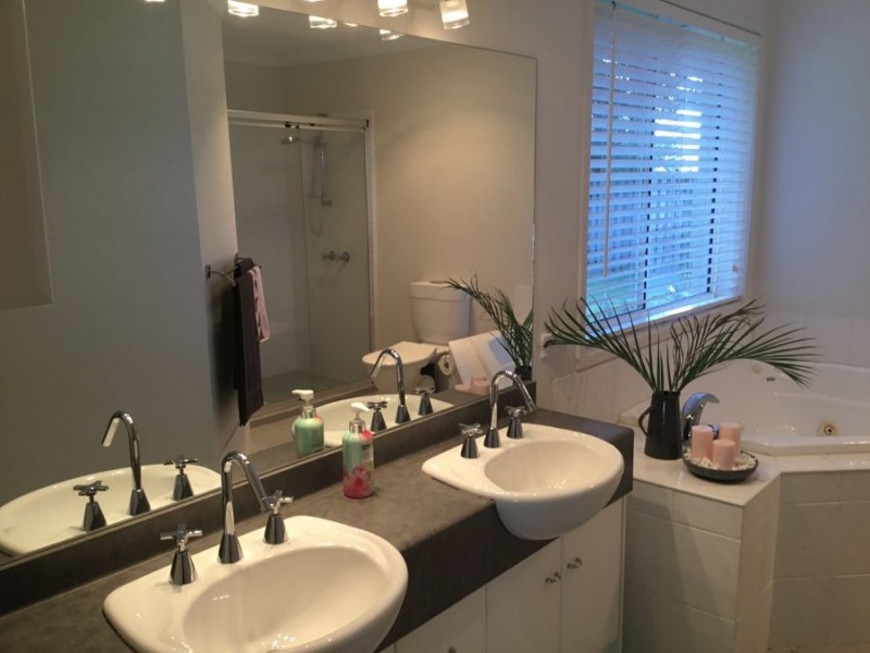 6 Stormvogel Court, Coomera Waters QLD 4209