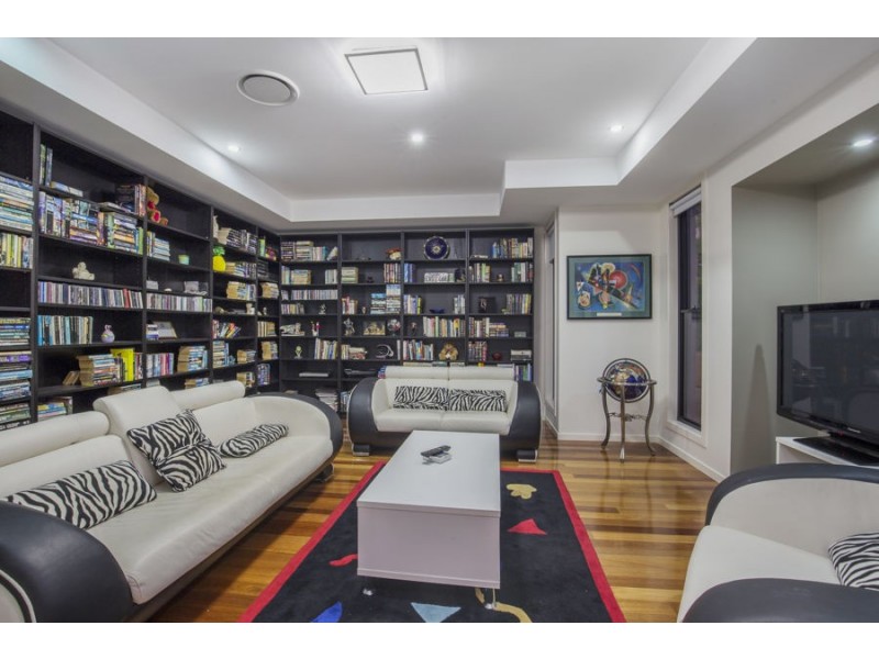 35 Village High Crescent, Coomera Waters QLD 4209