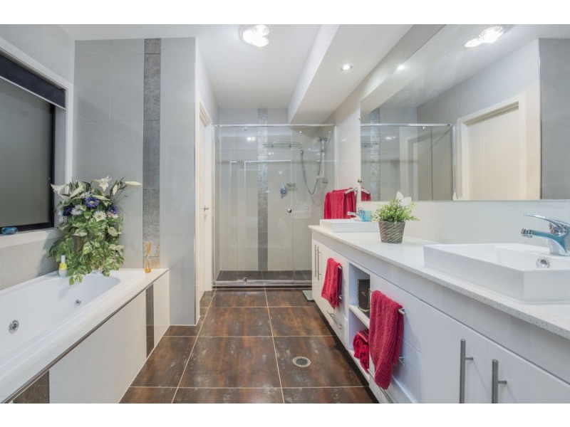 35 Village High Crescent, Coomera Waters QLD 4209