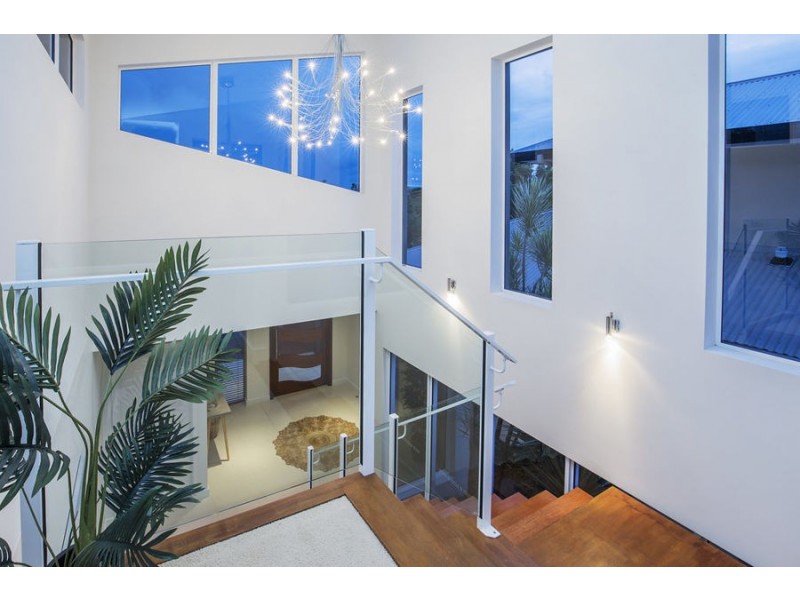 60 Buccaneer Way, Coomera Waters QLD 4209