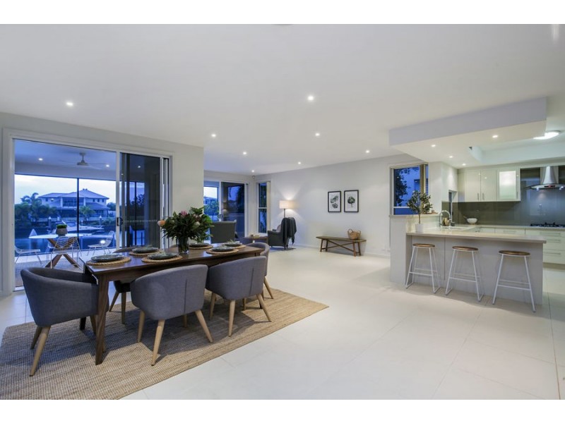 60 Buccaneer Way, Coomera Waters QLD 4209