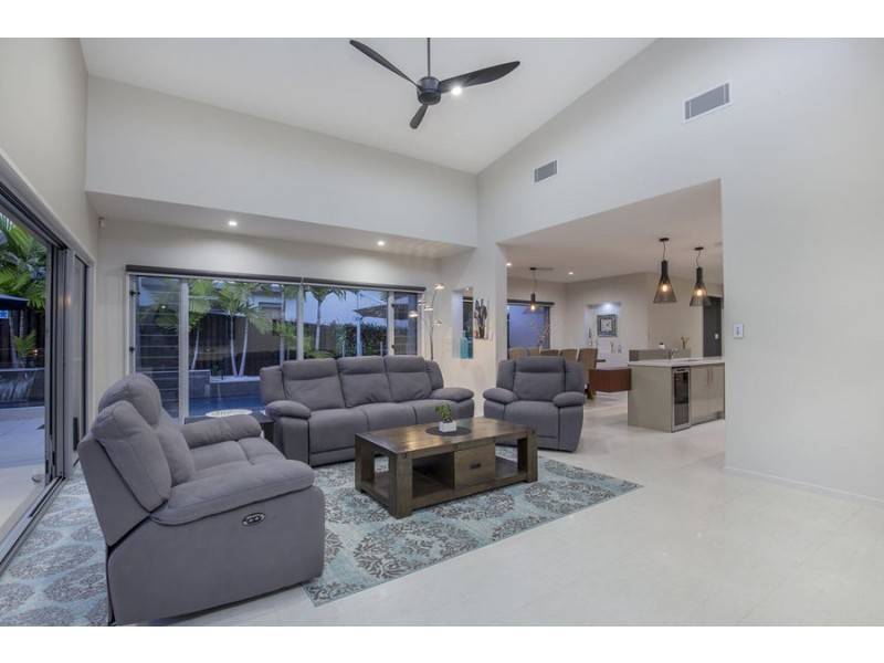 12 Eolo Lane, Coomera Waters QLD 4209