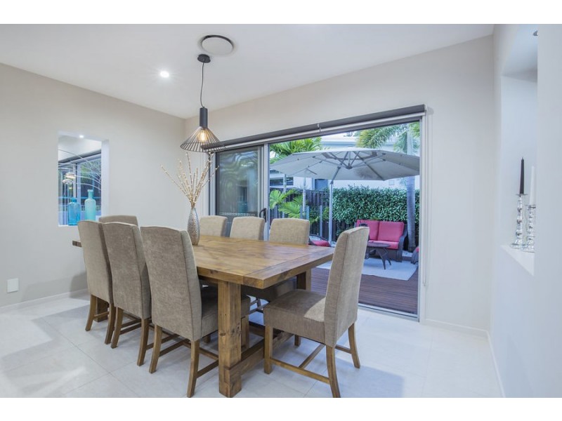 12 Eolo Lane, Coomera Waters QLD 4209