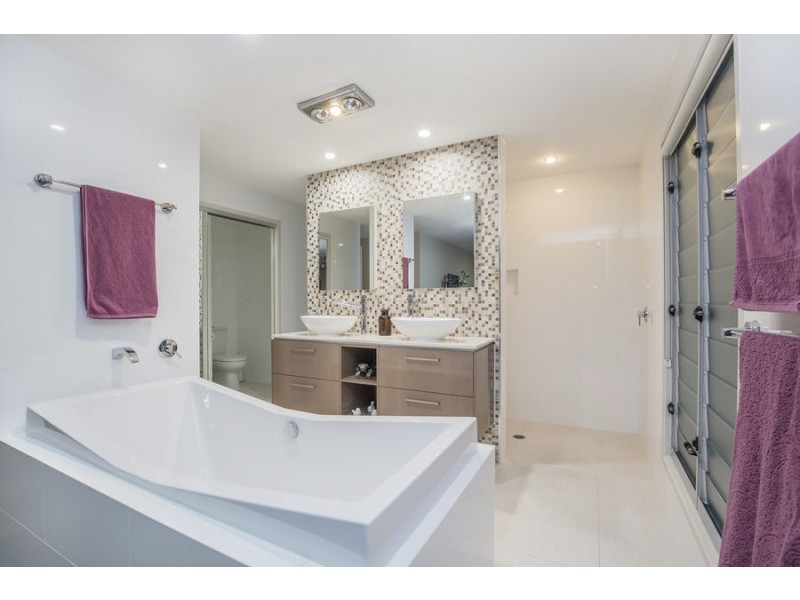 12 Eolo Lane, Coomera Waters QLD 4209