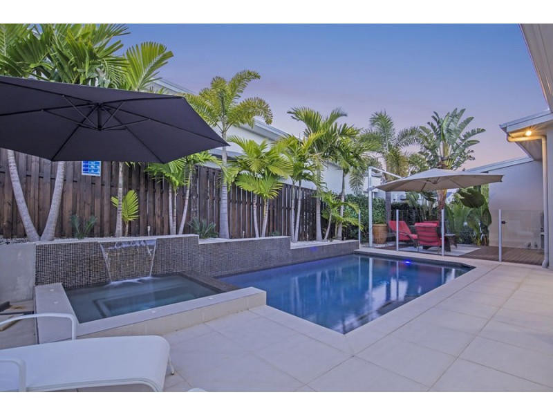 12 Eolo Lane, Coomera Waters QLD 4209
