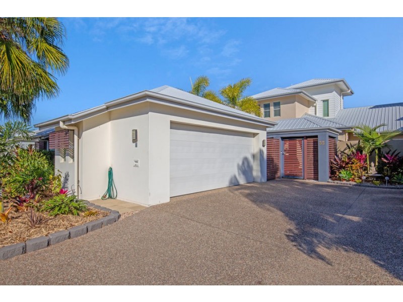 35 BRINDABELLA CLOSE, Coomera Waters QLD 4209