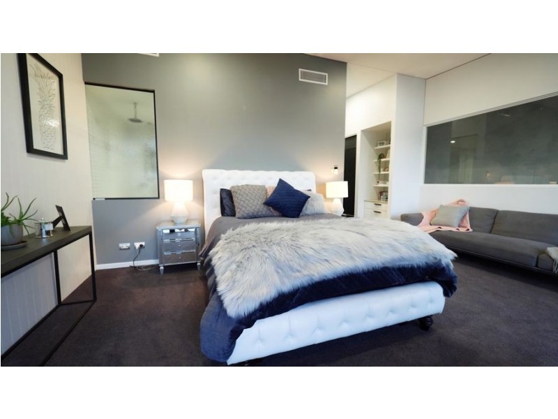 7 Kestrel Lane, Coomera Waters QLD 4209