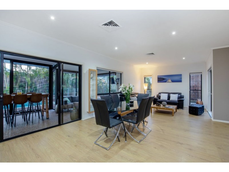 4 Nerida Lane, Coomera Waters QLD 4209