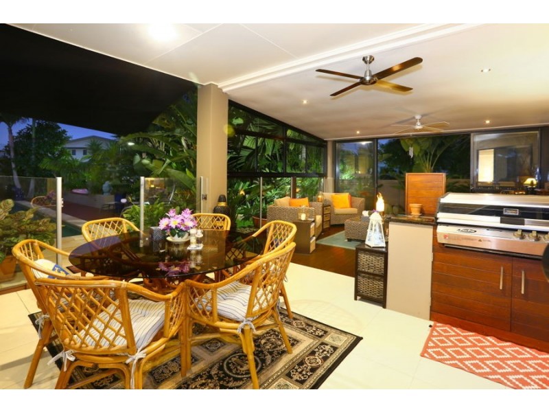 40 Westward Way, Coomera Waters QLD 4209