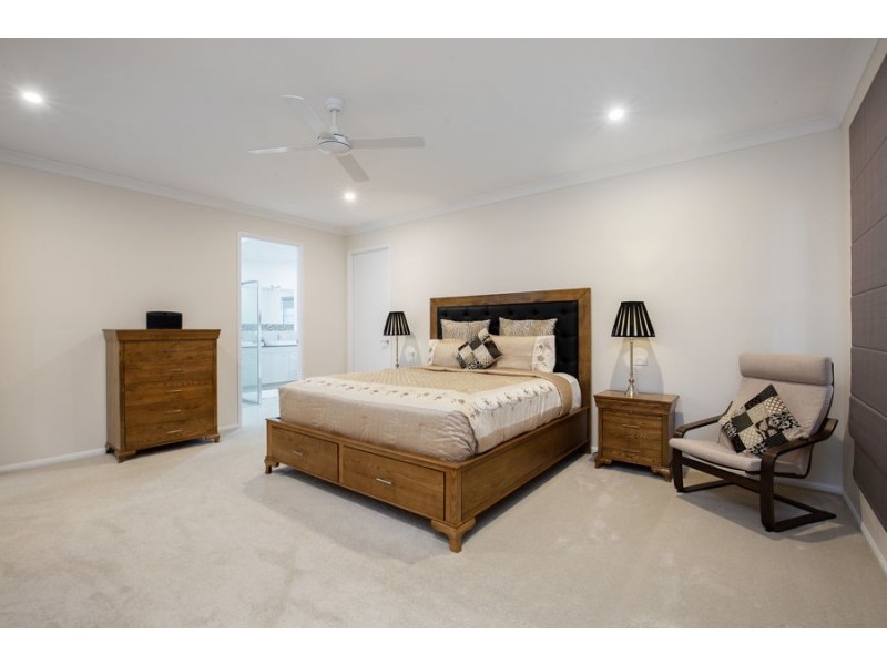 5 Katinka Circuit, Coomera Waters QLD 4209