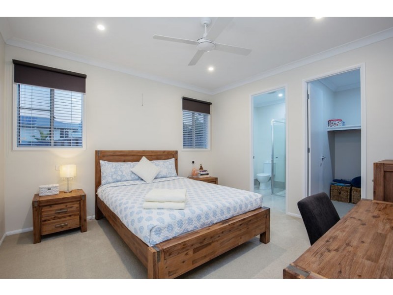 5 Katinka Circuit, Coomera Waters QLD 4209
