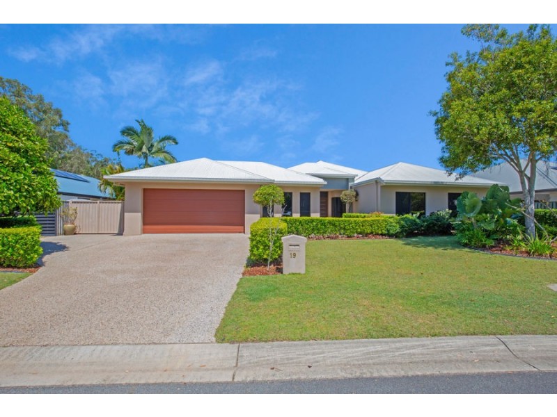19 Westward Way, Coomera Waters QLD 4209
