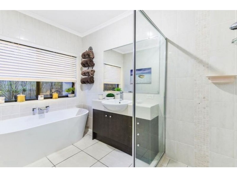 19 Westward Way, Coomera Waters QLD 4209