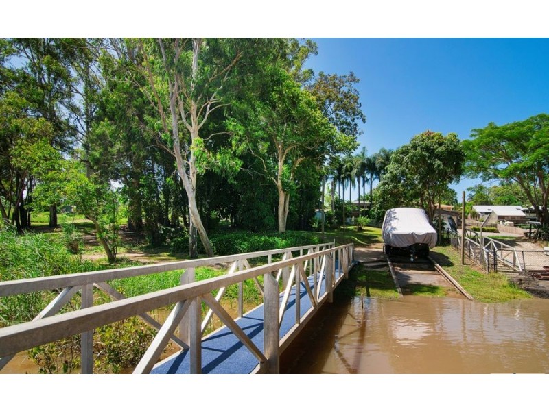 9 Loffs Road, Loganholme QLD 4129