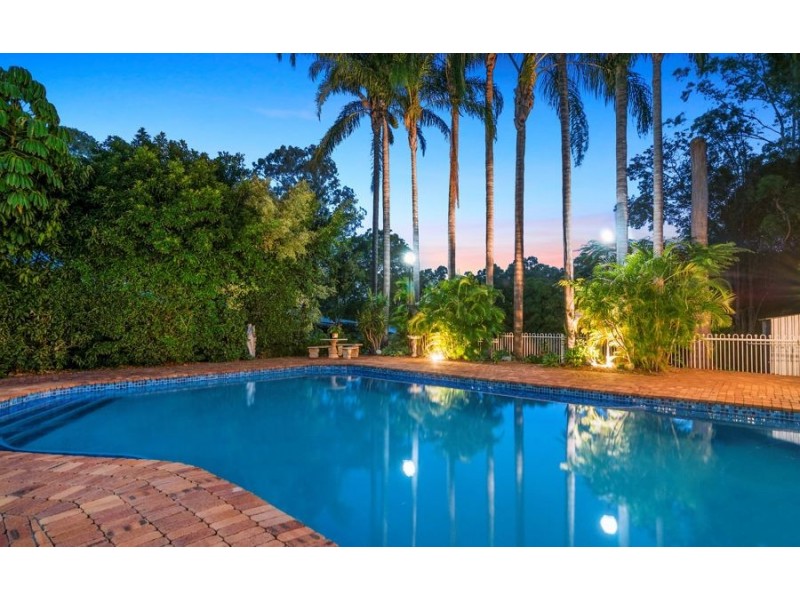 9 Loffs Road, Loganholme QLD 4129