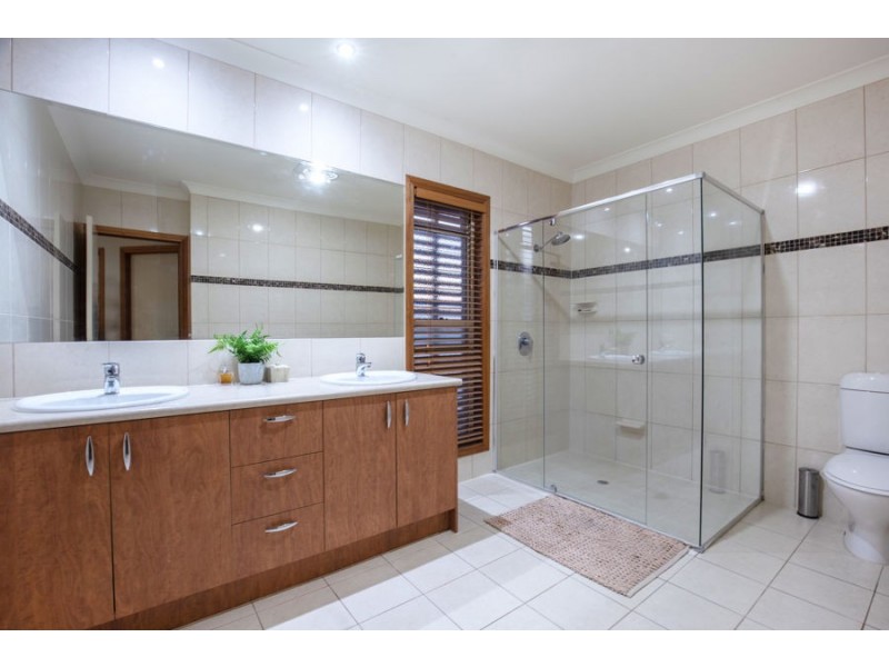 31 BRINDABELLA CLOSE, Coomera Waters QLD 4209