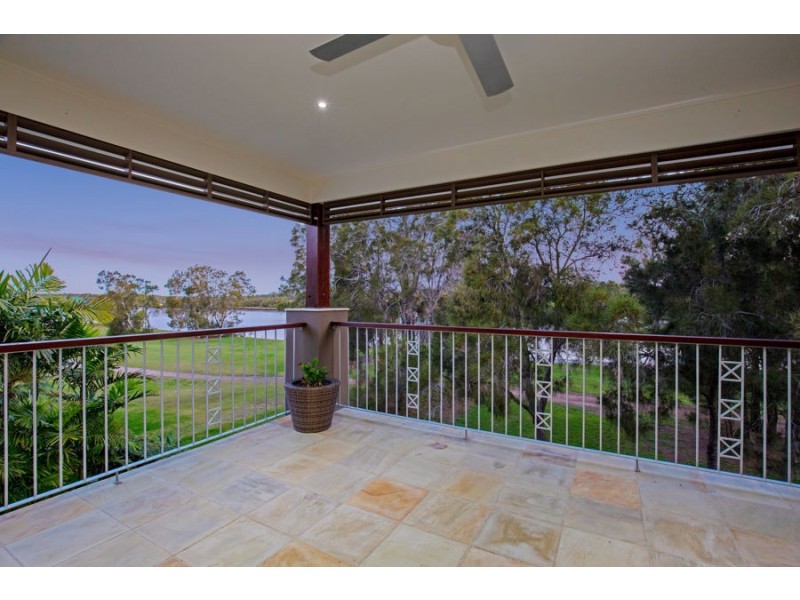 31 BRINDABELLA CLOSE, Coomera Waters QLD 4209