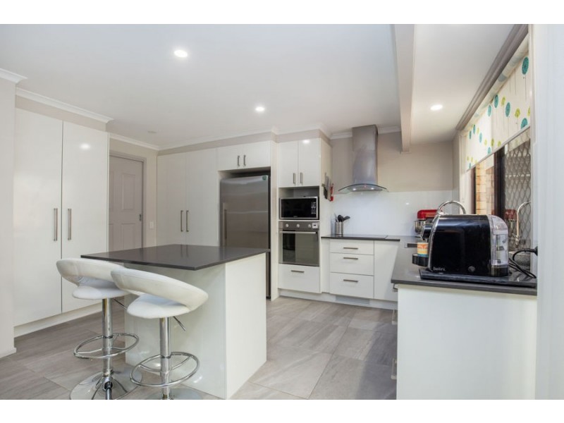 2/18 Columbia Court, Oxenford QLD 4210