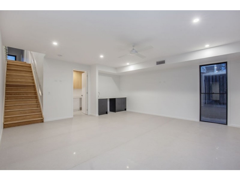 21 Bobsled Lane, Coomera Waters QLD 4209