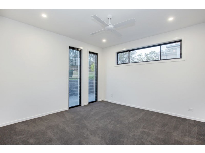 21 Bobsled Lane, Coomera Waters QLD 4209