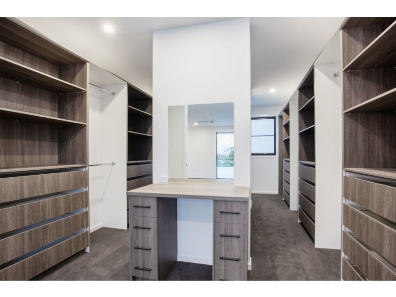 21 Bobsled Lane, Coomera Waters QLD 4209