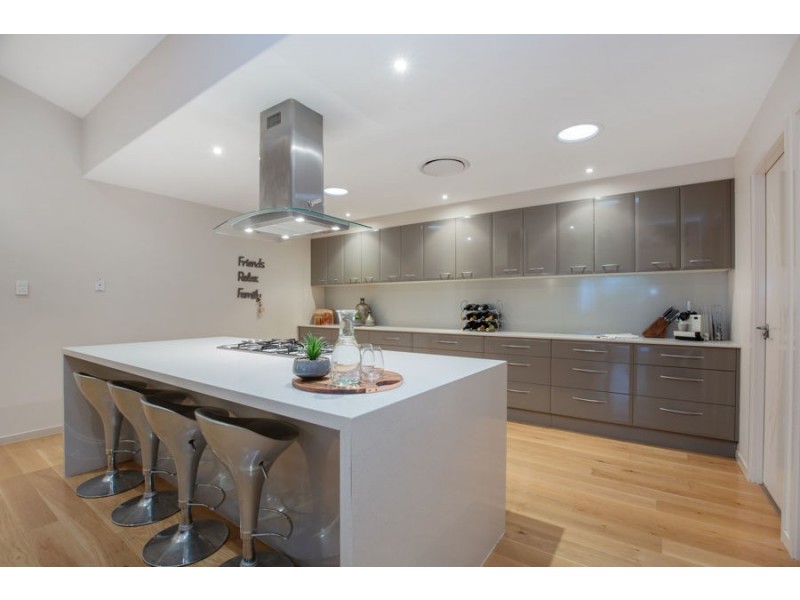 3 Brilliant Lane, Coomera Waters QLD 4209
