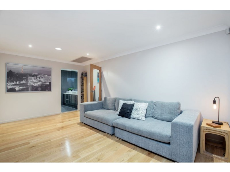 3 Brilliant Lane, Coomera Waters QLD 4209