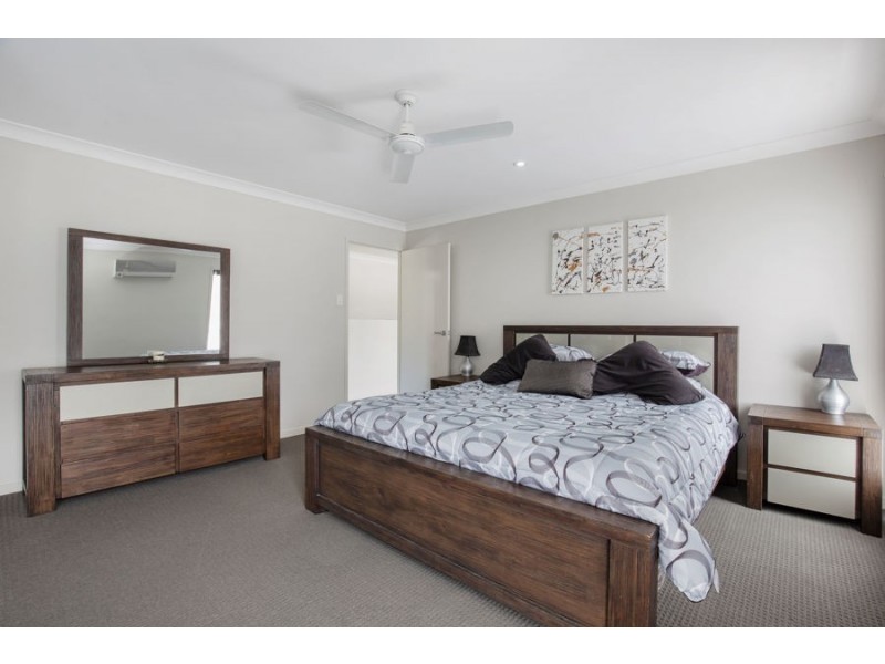 4 Eolo Lane, Coomera Waters QLD 4209