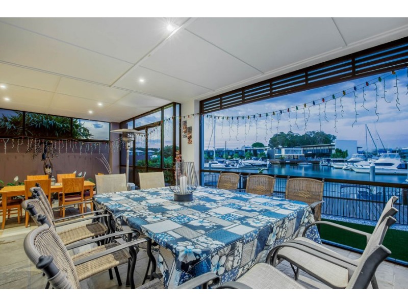 52 BRINDABELLA CLOSE, Coomera Waters QLD 4209