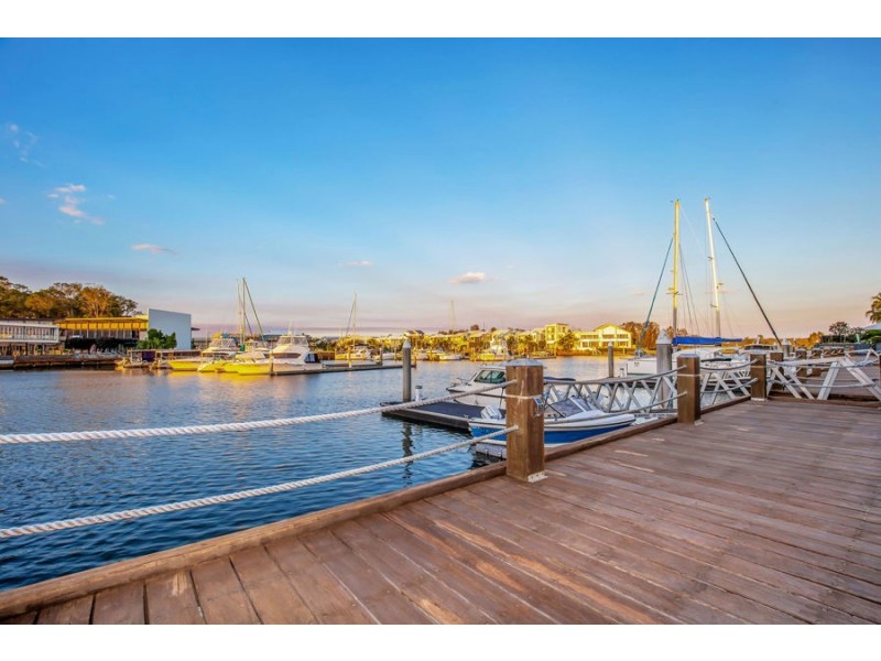 52 BRINDABELLA CLOSE, Coomera Waters QLD 4209