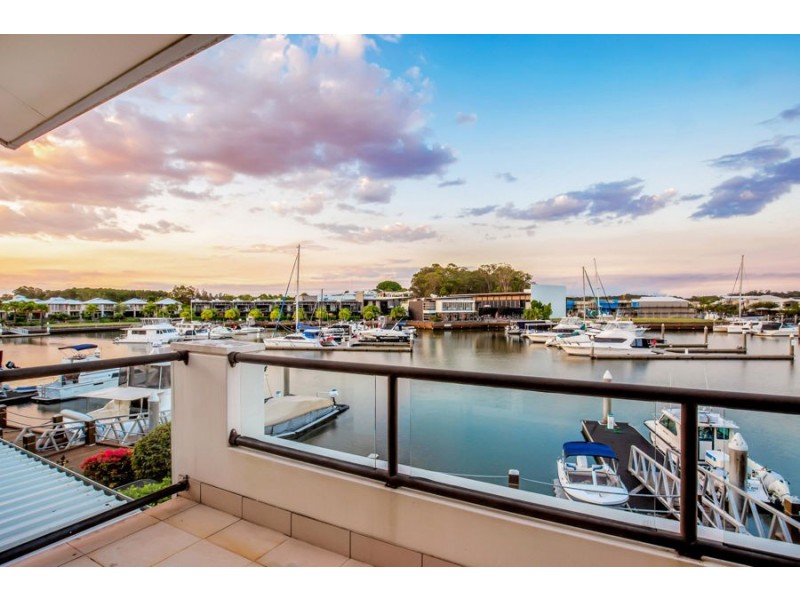 52 BRINDABELLA CLOSE, Coomera Waters QLD 4209