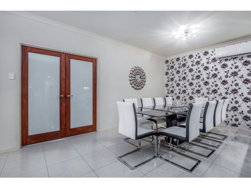 42 Pathfinder Road, Coomera Waters QLD 4209