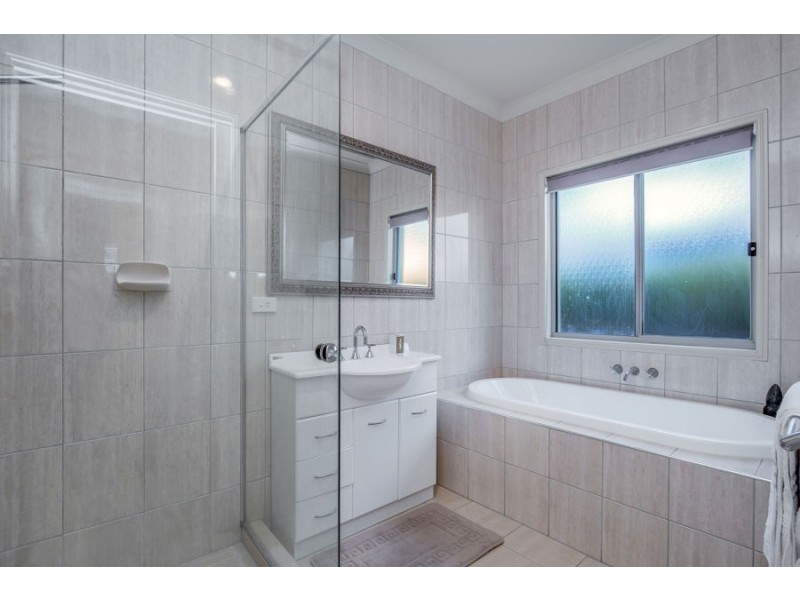 42 Pathfinder Road, Coomera Waters QLD 4209