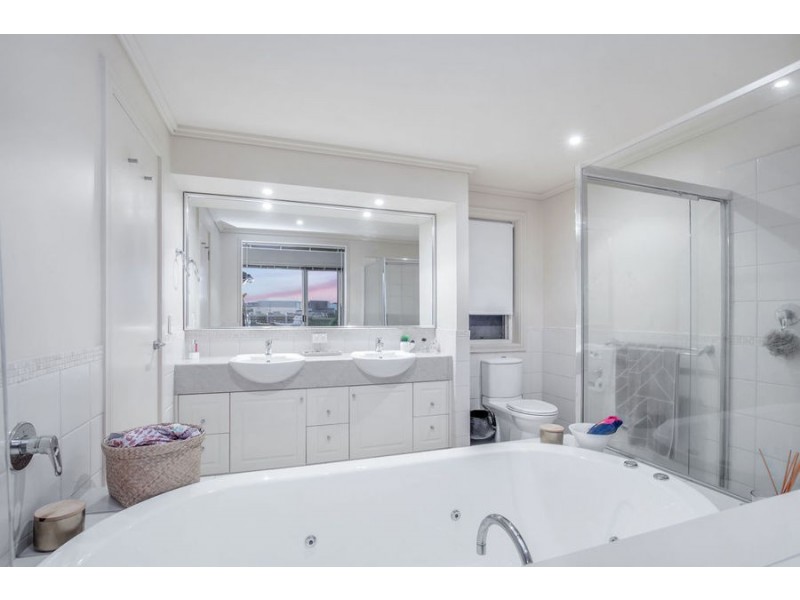 56 Brindabella Close, Coomera Waters QLD 4209