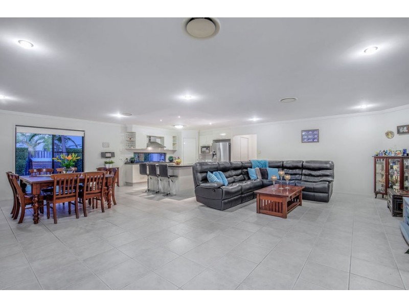 11 First Light Court, Coomera Waters QLD 4209