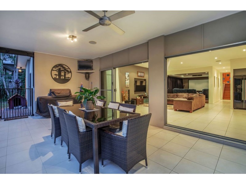 8 Mistral Lane, Coomera Waters QLD 4209