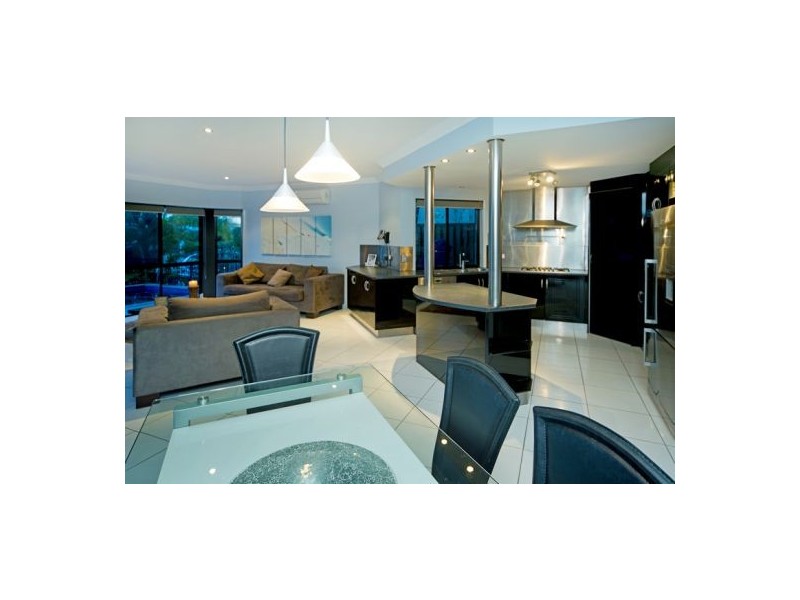 9 Ripple Court, Coomera Waters QLD 4209